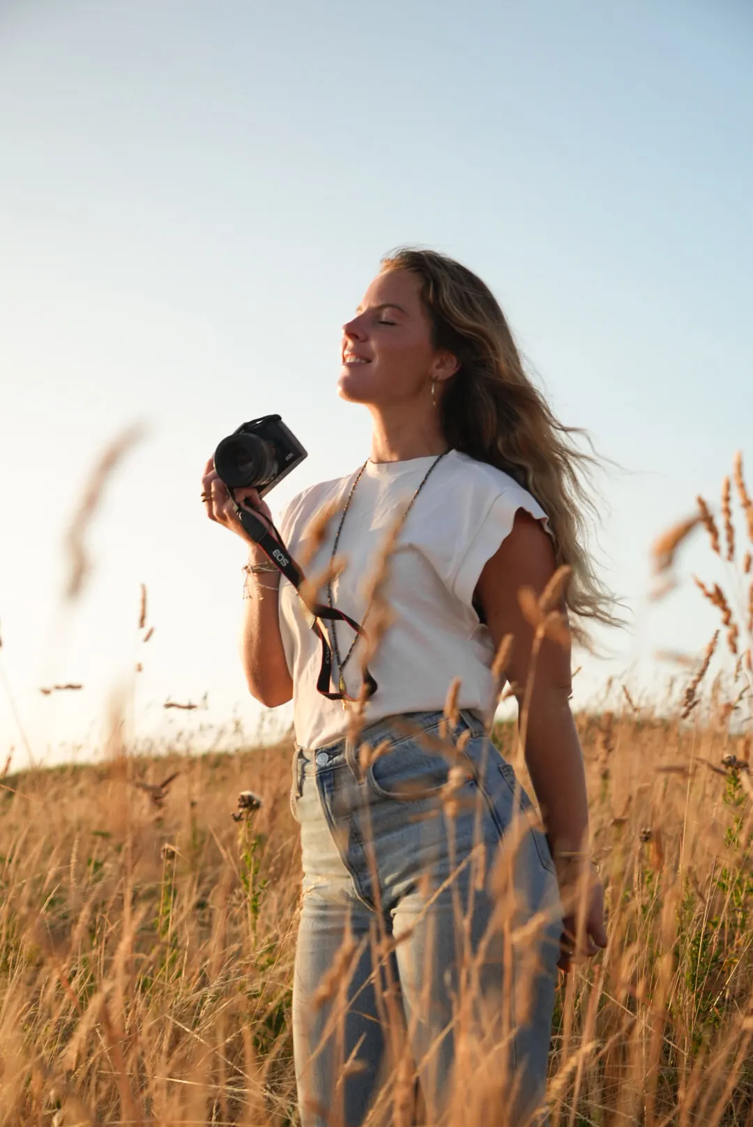 Portrait de Oliana Léa, photographe